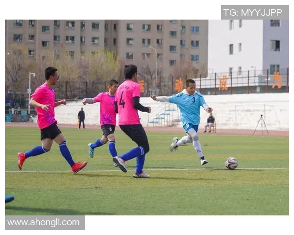 足球明星子嗣继承天赋与荣耀 他们在绿茵场上的精彩表现与挑战